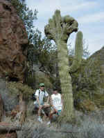 CactusAndUs.JPG (158704 octets)