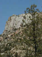 GraniteMountain800x600.jpg (61715 octets)